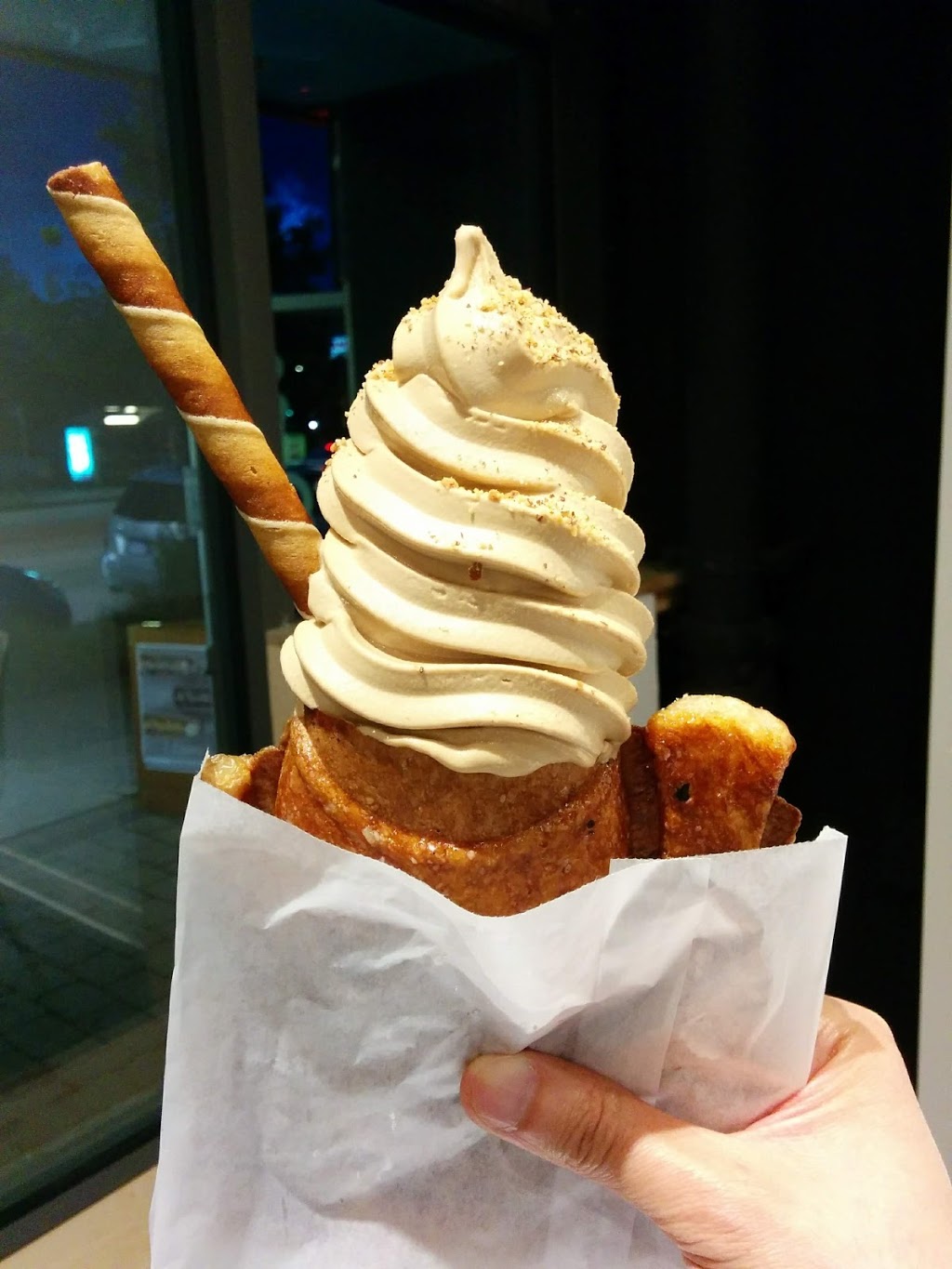 720 Sweets & Etc. | 2675 Kingsway, Vancouver, BC V5R 5H4, Canada
