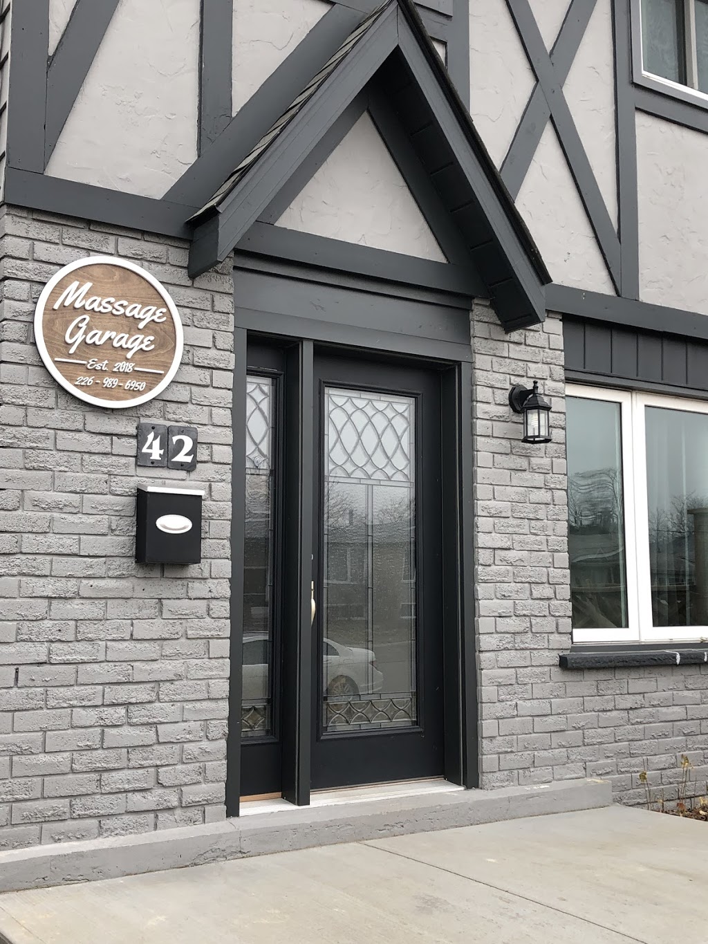 Massage Garage | 42 Trillium Way, Paris, ON N3L 3R2, Canada | Phone: (226) 989-6950