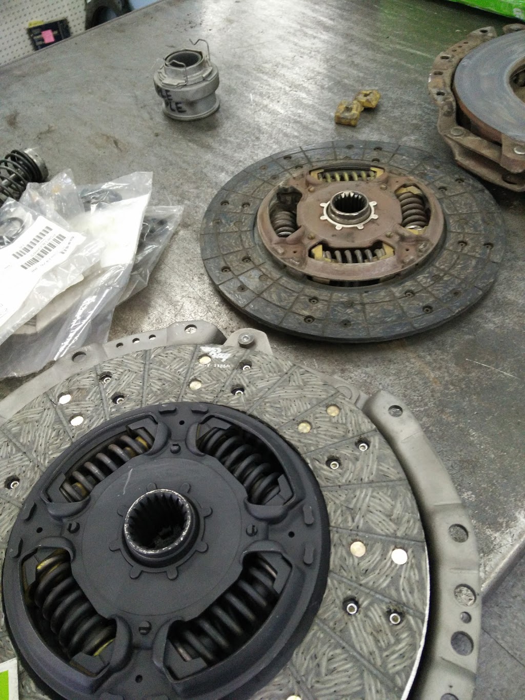 Embrayages Bernier & Freins Industriels | 11100 Rue Secant, Anjou, QC H1J 1S5, Canada | Phone: (514) 354-5222
