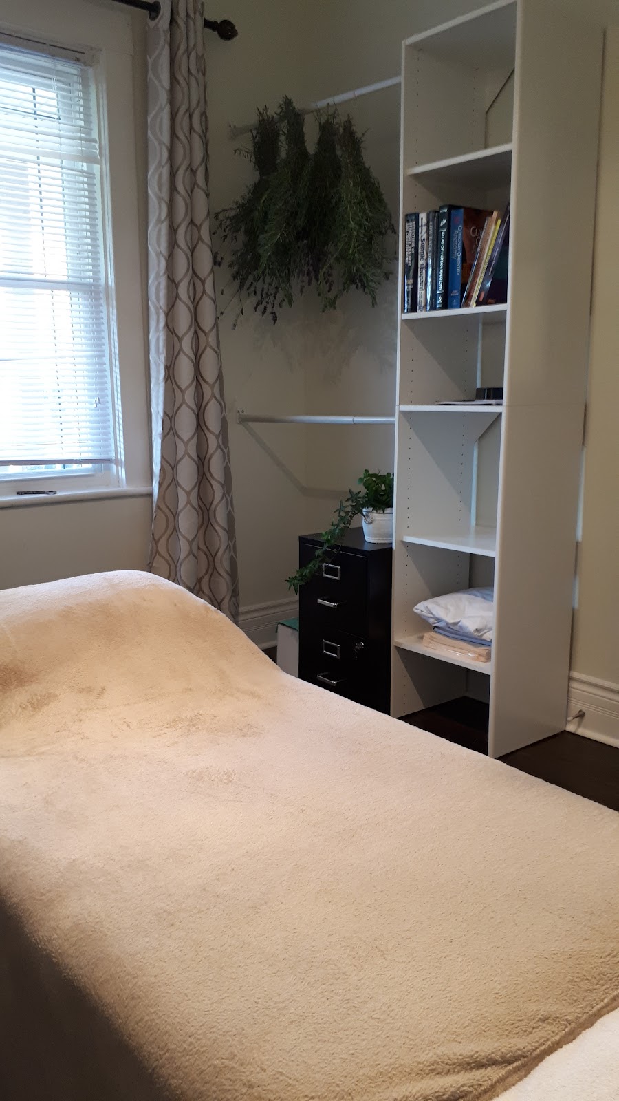 Niagara Osteopathy | 12001 King Rd, Niagara Falls, ON L2E 6S6, Canada | Phone: (905) 380-6491
