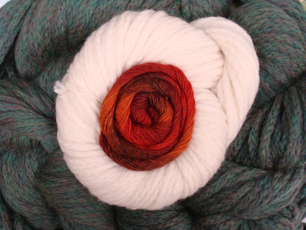 Elizas Buttons & Yarn | 250 Bayview Dr #2, Barrie, ON L4N 4Y8, Canada | Phone: (705) 725-8536