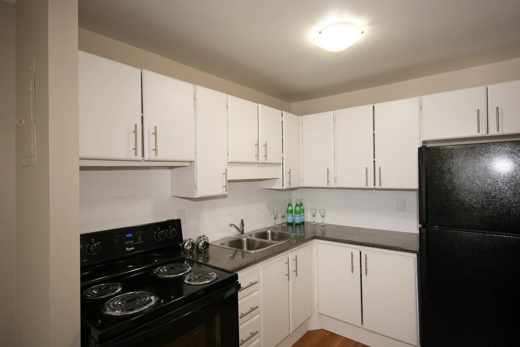 Hazelview Properties | 27 and 40 Vanier Drive, Guelph, ON N1G 2X7, Canada | Phone: (226) 770-3742