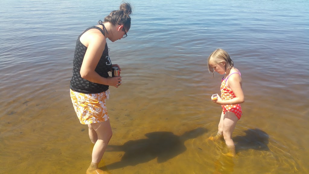 Nangor Beach Resort | 277 Nangor Trail, Westmeath, ON K0J 2L0, Canada | Phone: (613) 587-4455