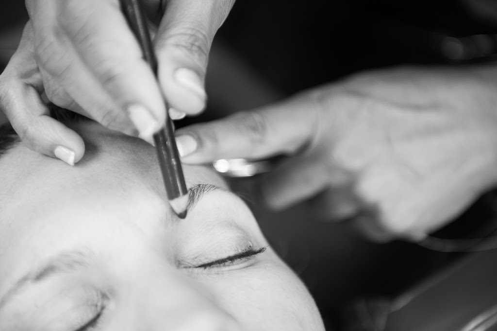 Lilas Designs Haircare | 7487 Edmonds St #D, Burnaby, BC V3N 1B3, Canada | Phone: (604) 520-1020