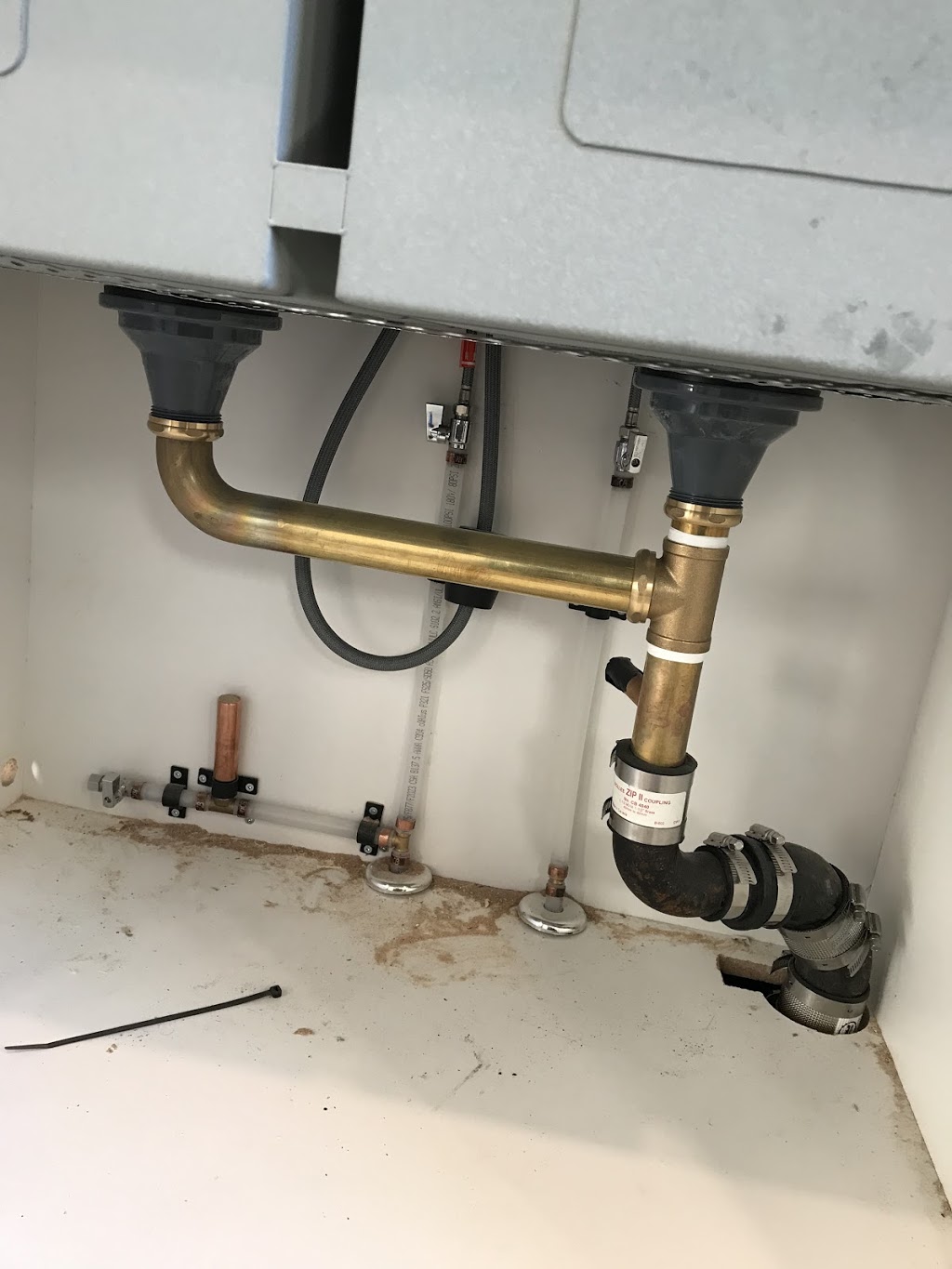 Ksk plumbing&heating | 106-4355 Maywood St, Burnaby, BC V5H 2J8, Canada | Phone: (604) 725-4252