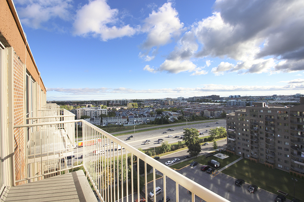 Les Résidences Soleil Manoir St-Laurent | 115 Boulevard Deguire, Saint-Laurent, QC H4N 1N7, Canada | Phone: (514) 332-3434