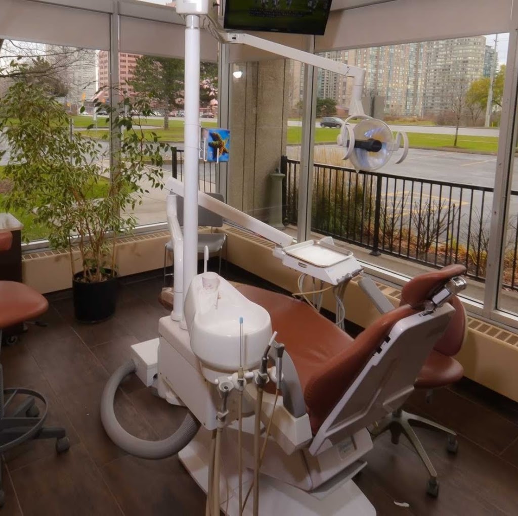 Dentistry at City Centre | 151 City Centre Dr, Mississauga, ON L5B 1M7, Canada | Phone: (905) 270-5020
