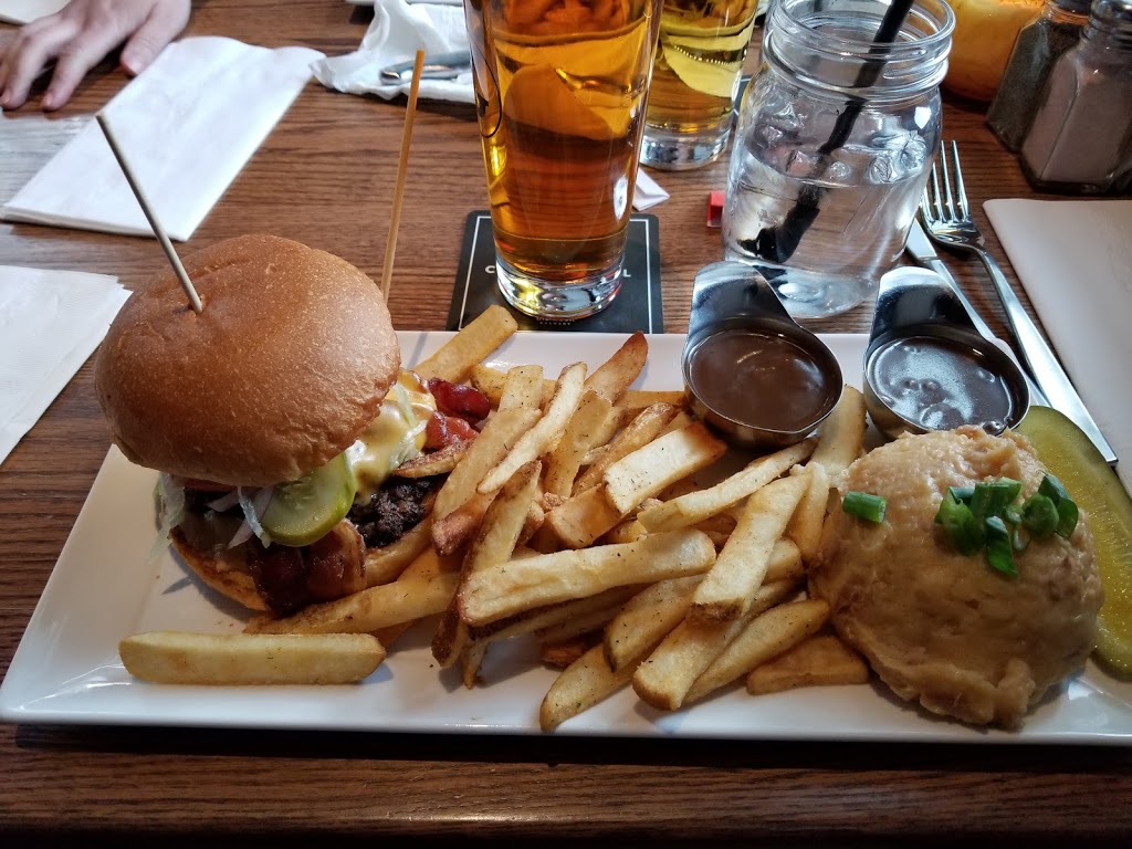 State & Main Kitchen & Bar | 8 Nolan Hill Blvd NW #300, Calgary, AB T3R 0T9, Canada | Phone: (403) 454-6246