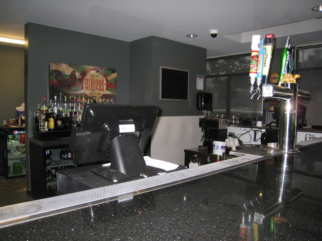 Arborg Hotel | 285 Main St, Arborg, MB R0C 0A0, Canada | Phone: (204) 376-5453