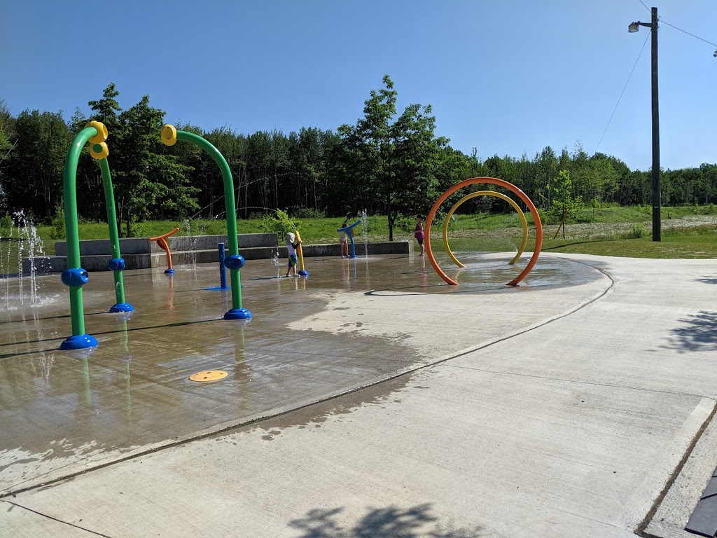 Parc Fairview Knoll Park | 111 Fairview Knoll Dr, Moncton, NB E1A 7V9, Canada | Phone: (506) 853-3516