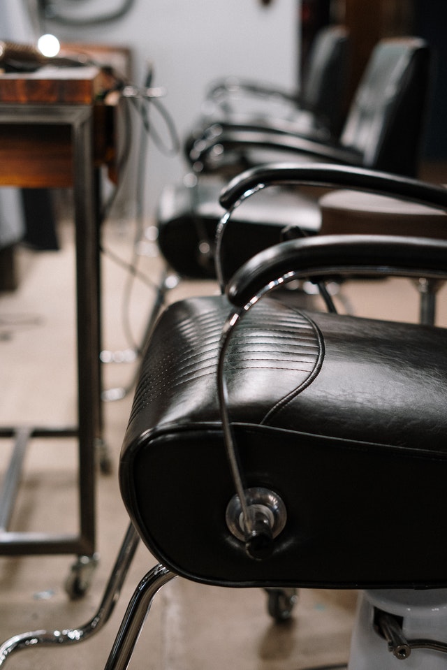 Village Barber | 7445 Frontier St #103, Pemberton, BC V0N 2L1, Canada | Phone: (604) 894-1999