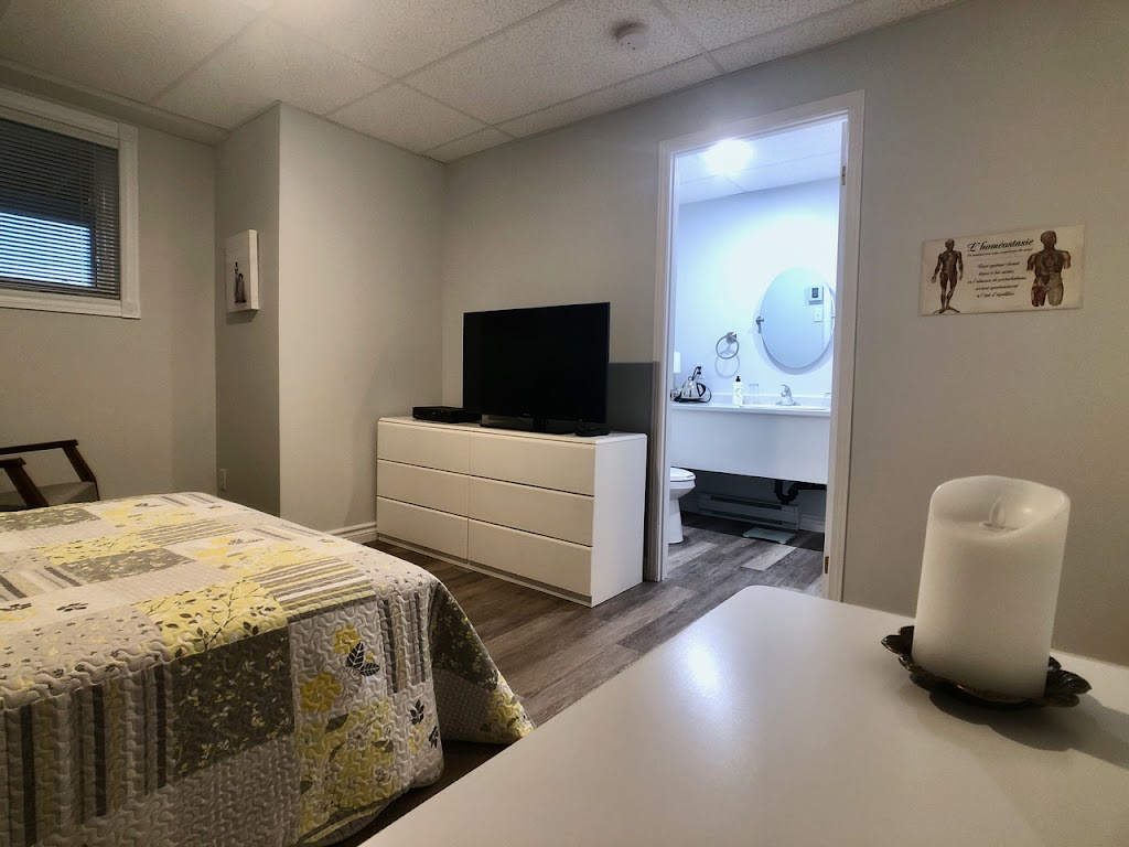 Centre de santé et repos total - Clinique de jeûne Nancy Tardif | 2075 Pl. Belvédère, Chicoutimi, QC G7H 0C1, Canada | Phone: (819) 816-6292