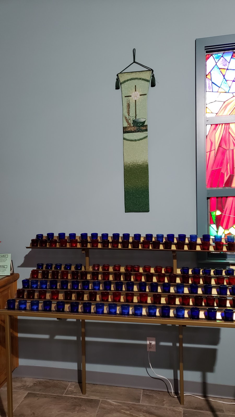 Christ The King Catholic Church | 1599 Tunner Dr, Courtenay, BC V9N 8N3, Canada | Phone: (250) 334-4716