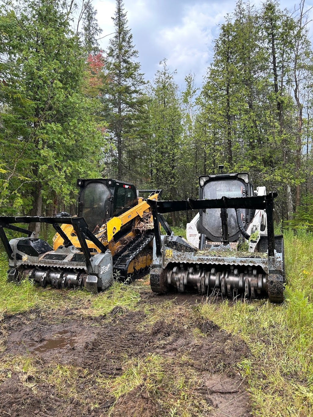 Avad Landscaping | Mill St E, Milverton, ON N0K 1M0, Canada | Phone: (519) 807-3808