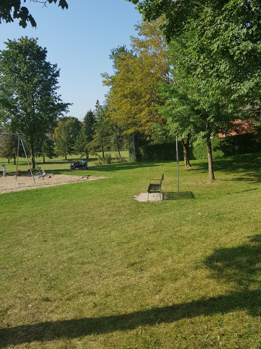 Bullfrog Pond Park | 13 Walnut Dr, Guelph, ON N1E, Canada