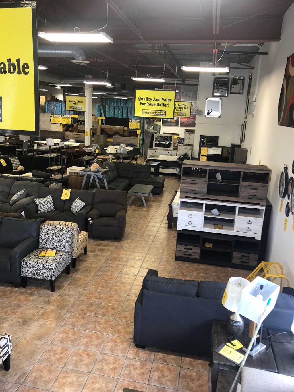 Surplus Furniture & Mattress Warehouse | 155 Lynden Rd #6, Brantford, ON N3R 8A7, Canada | Phone: (519) 304-2790