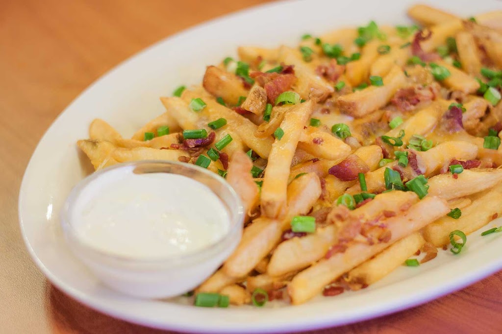 Wild Wing | 3295 Fairview St Unit #9, Burlington, ON L7N 3N9, Canada | Phone: (905) 333-9464
