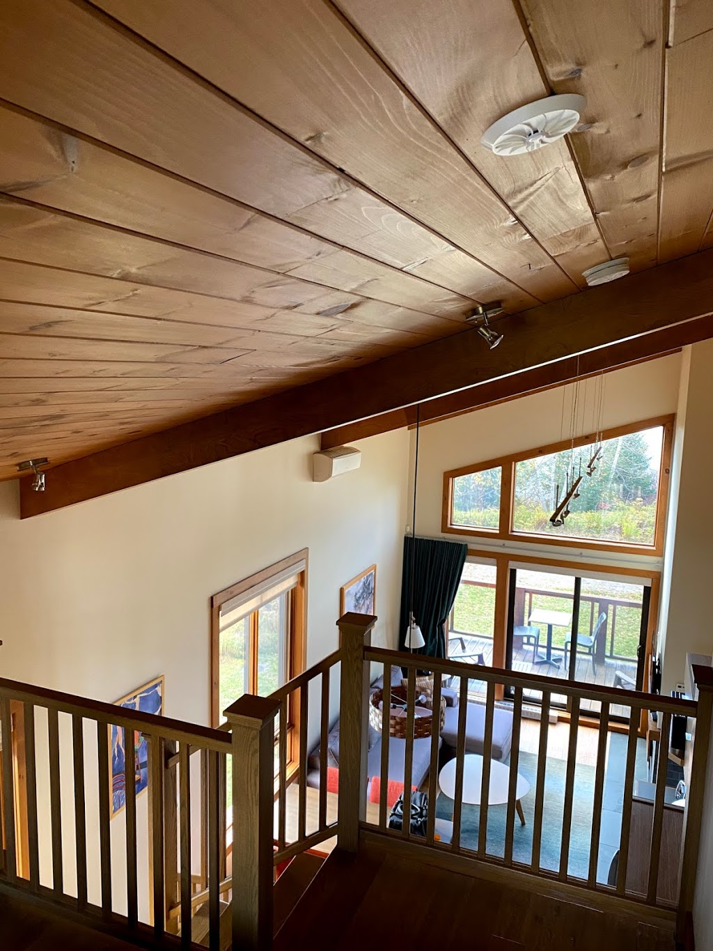 Le Grand R | 251 Chemin Fusey, Saint-Donat-de-Montcalm, QC J0T 2C0, Canada | Phone: (819) 424-1333