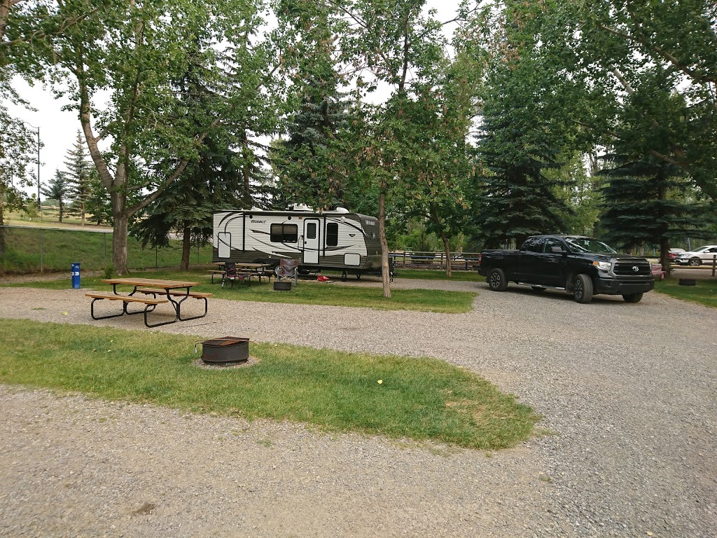 Okotoks Lions Campground | 99 Woodhaven Dr, Okotoks, AB T1S 1L2, Canada | Phone: (403) 938-4282