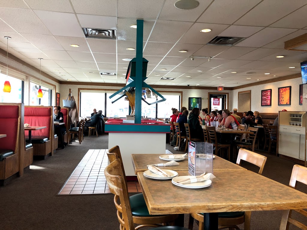 Pizza Hut | 3555 Don Mills Rd, North York, ON M2H 3N3, Canada | Phone: (416) 502-8065