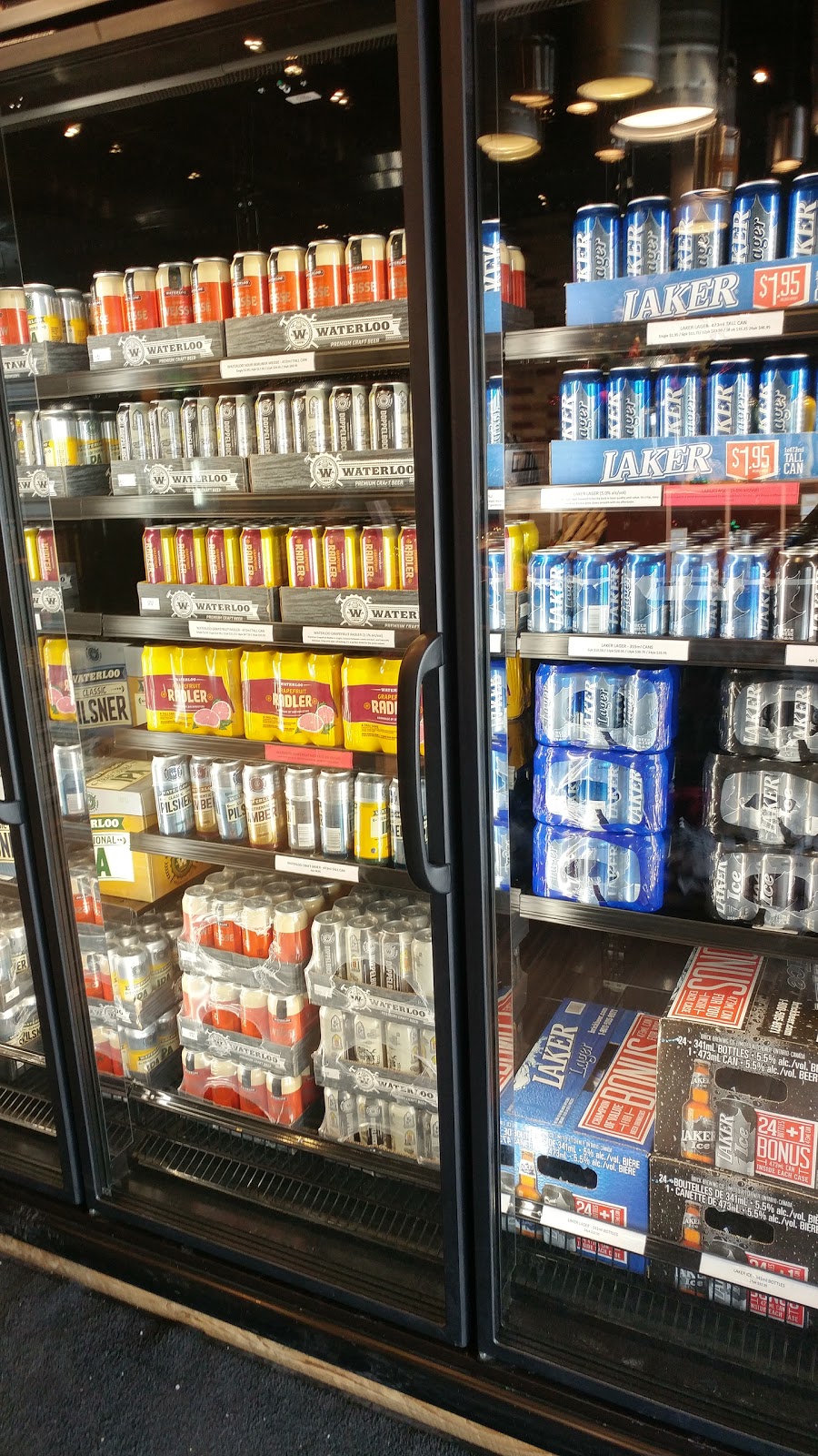 Waterloo Brewing Beer Store | 400 Bingemans Centre Dr, Kitchener, ON N2B 3X9, Canada | Phone: (519) 742-2732