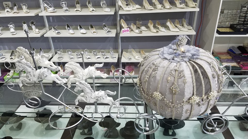 Sparko Bridal Boutique | 4040 Steeles Ave W unit 13, Woodbridge, ON L4L 4Y5, Canada | Phone: (905) 856-1546