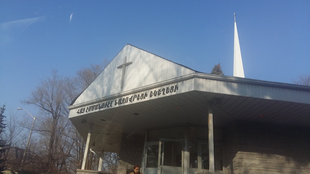 The Well on Bayview | 2537 Bayview Ave, North York, ON M2L 1B1, Canada | Phone: (416) 491-4611