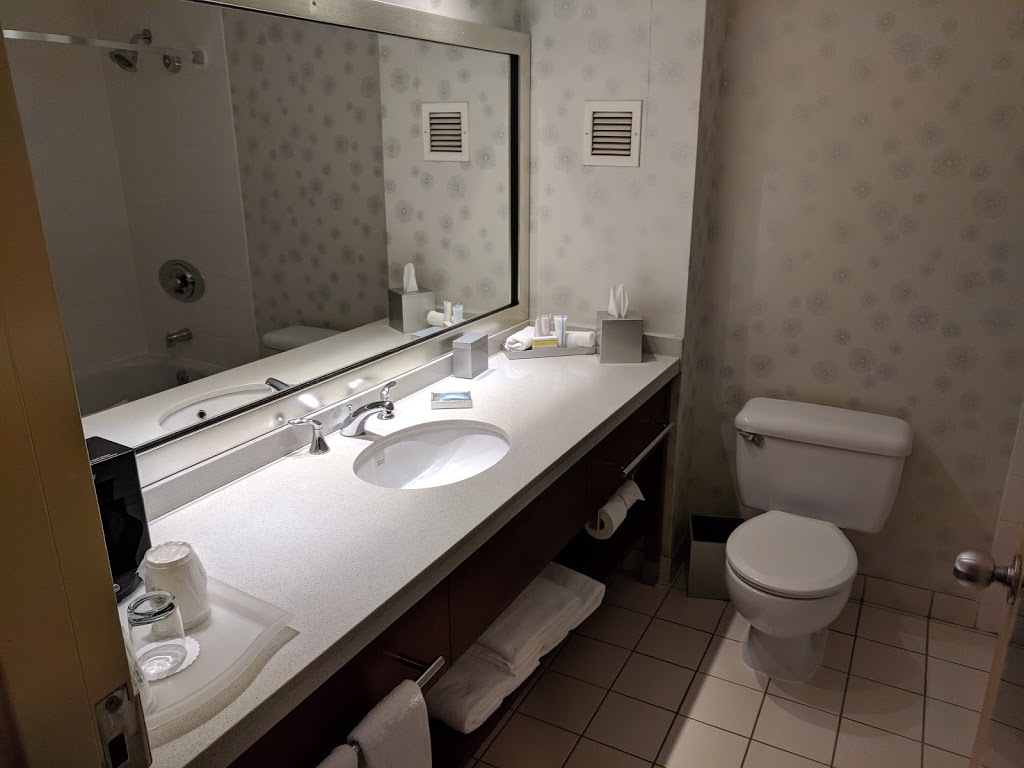 Inn At The Quay | 900 Quayside Dr, New Westminster, BC V3M 6G1, Canada | Phone: (604) 520-1776