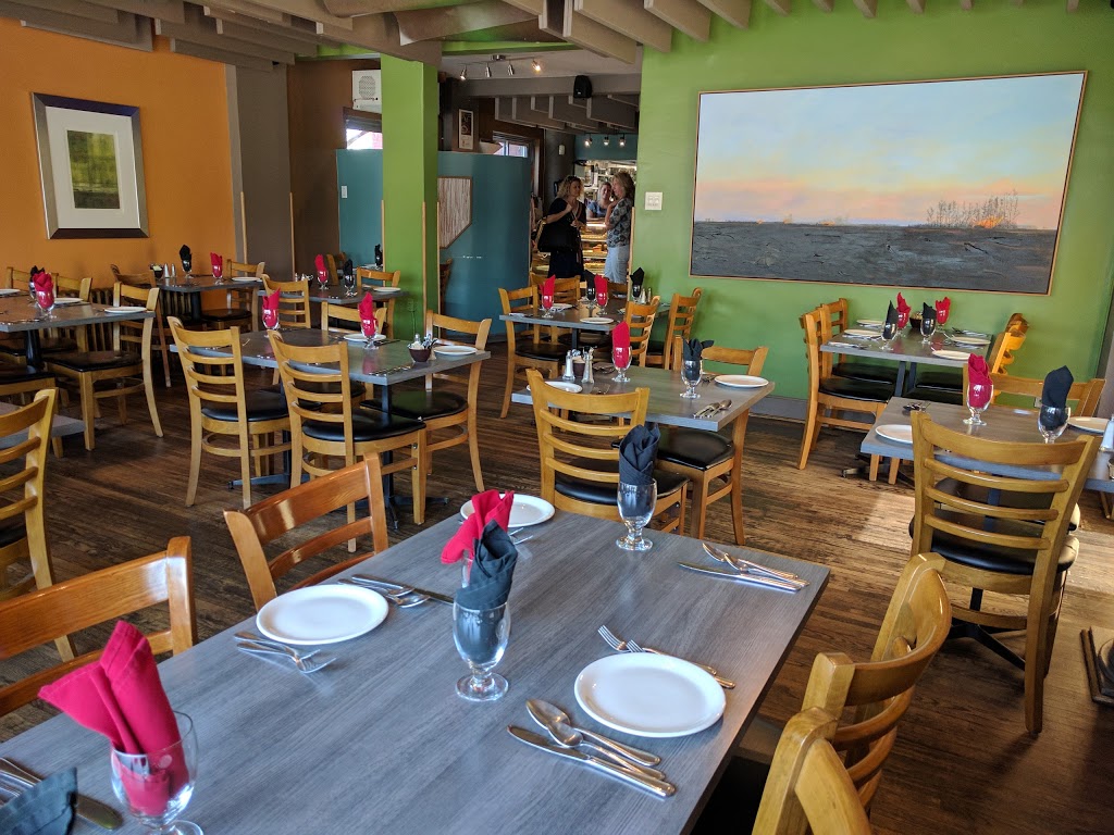 Infernos Bistro | 312 Des Meurons St, Winnipeg, MB R2H 2N6, Canada | Phone: (204) 262-7400