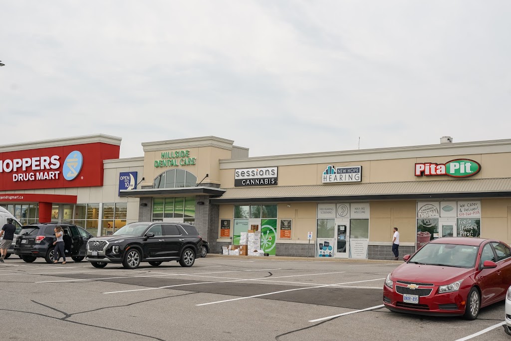 Sessions Cannabis | 101 Holiday Inn Dr b1, Cambridge, ON N3C 1Z3, Canada | Phone: (519) 220-0201
