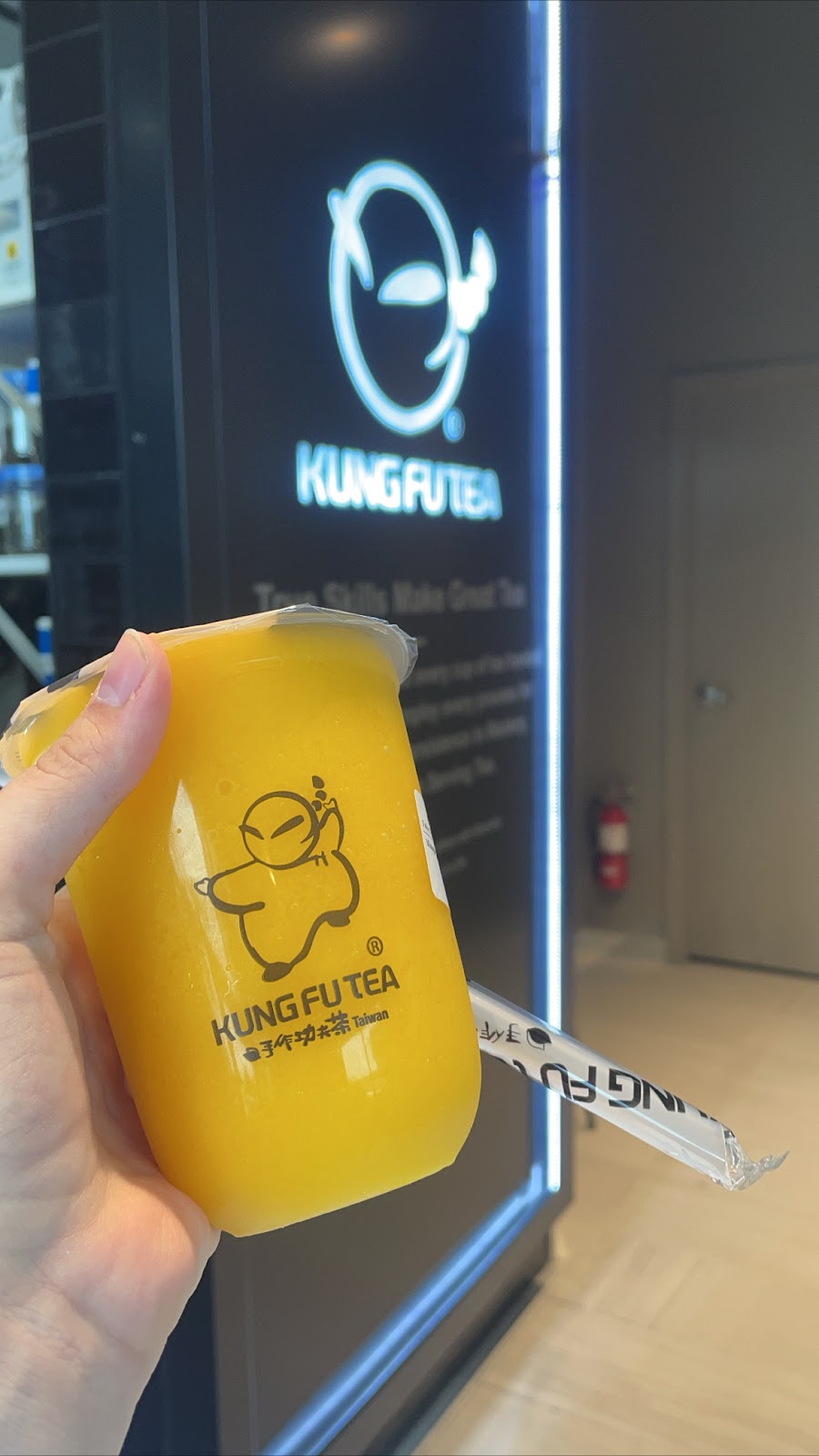 Kung Fu Tea on World on Yonge | 7163 Yonge St Unit 101, Markham, ON L5T 0C6, Canada | Phone: (905) 597-6566