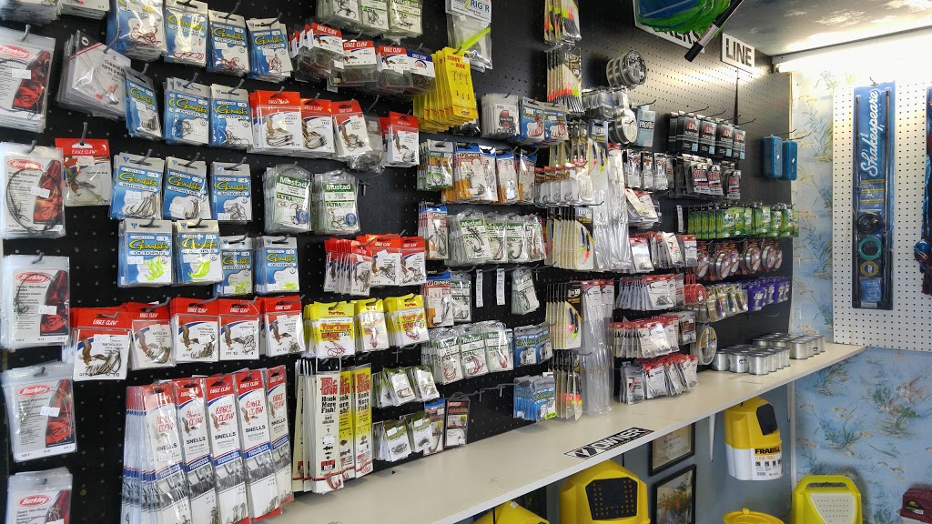 Smith & Sons Bait & Tackle | 3211 Hwy 36 South, Bobcaygeon, ON K0M 1A0, Canada | Phone: (705) 738-5743