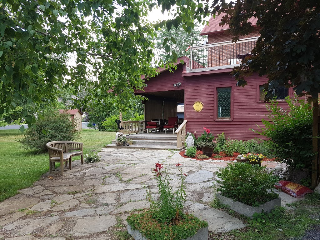 Down The Rabbit Lane | 272 Armour Rd, Peterborough, ON K9H 1Y6, Canada | Phone: (877) 742-2978