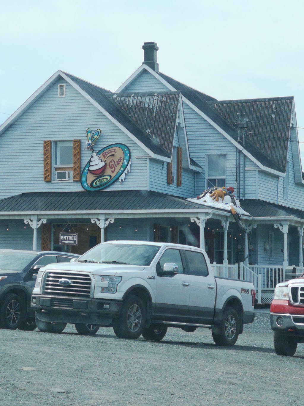 Bar Laitier Bizz Glace | 251 Rue Principale, Lambton, QC G0M 1H0, Canada | Phone: (418) 486-7281