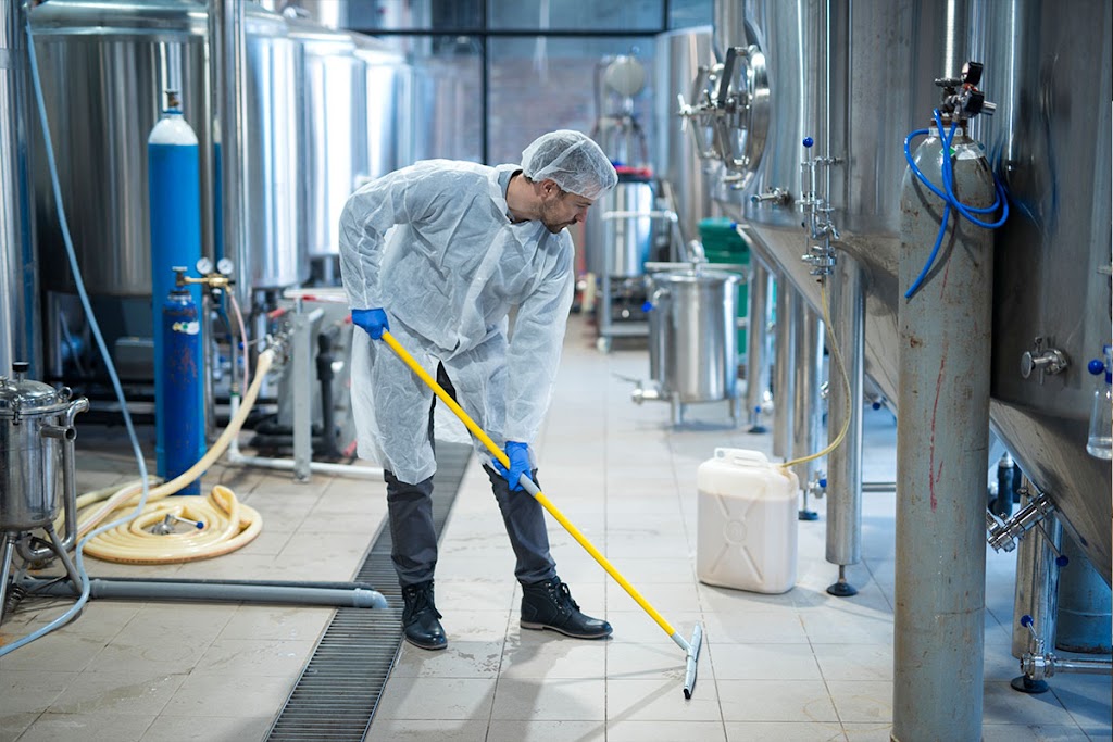 Clear Water Cleaning Solutions | 1216 34 Ave NE Unit 8, Calgary, AB T2E 6L9, Canada | Phone: (403) 274-3998
