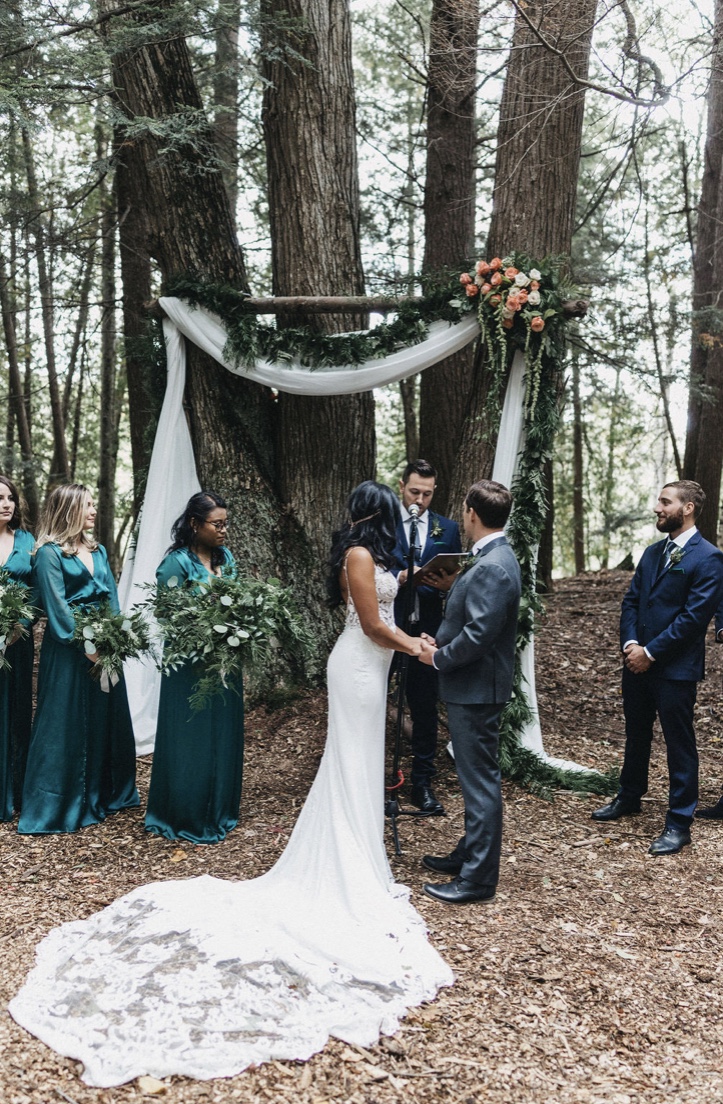 Luxe Bridal Alterations | Bliss Plaza, 19 Sawdon Dr Unit #5, Whitby, ON L1N 9E9, Canada | Phone: (905) 240-8855