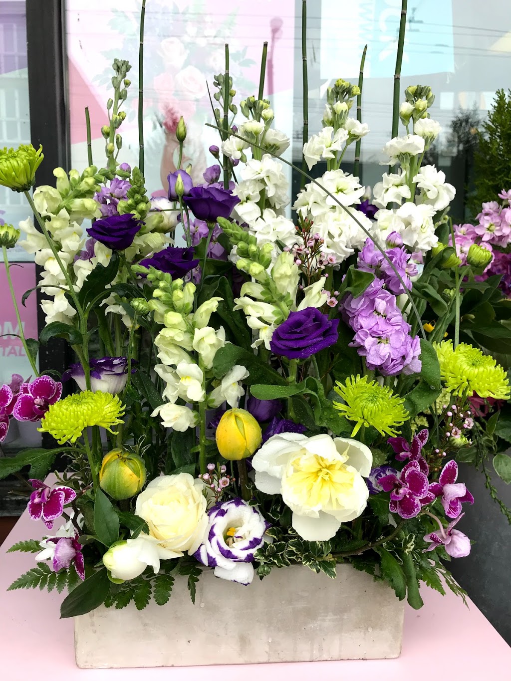 Gardenia Flowers-Same Day Delivery & 24/7 Order Online Florist | 5636 Dunbar St, Vancouver, BC V6N 1W7, Canada | Phone: (604) 269-9234