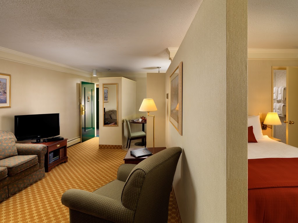 Royal Scot Hotel & Suites | 425 Quebec St, Victoria, BC V8V 1W7, Canada | Phone: (250) 388-5463