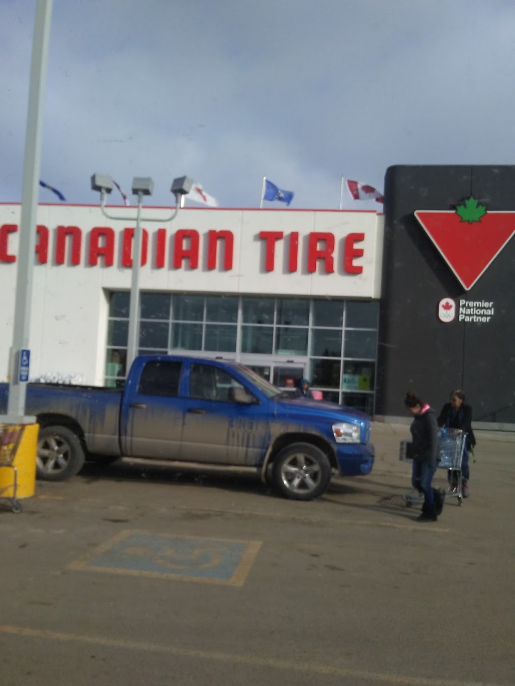 Canadian Tire | department store | 3851 56 St, Wetaskiwin, AB T9A 2B1, Canada | 7803527135 OR +1 780-352-7135