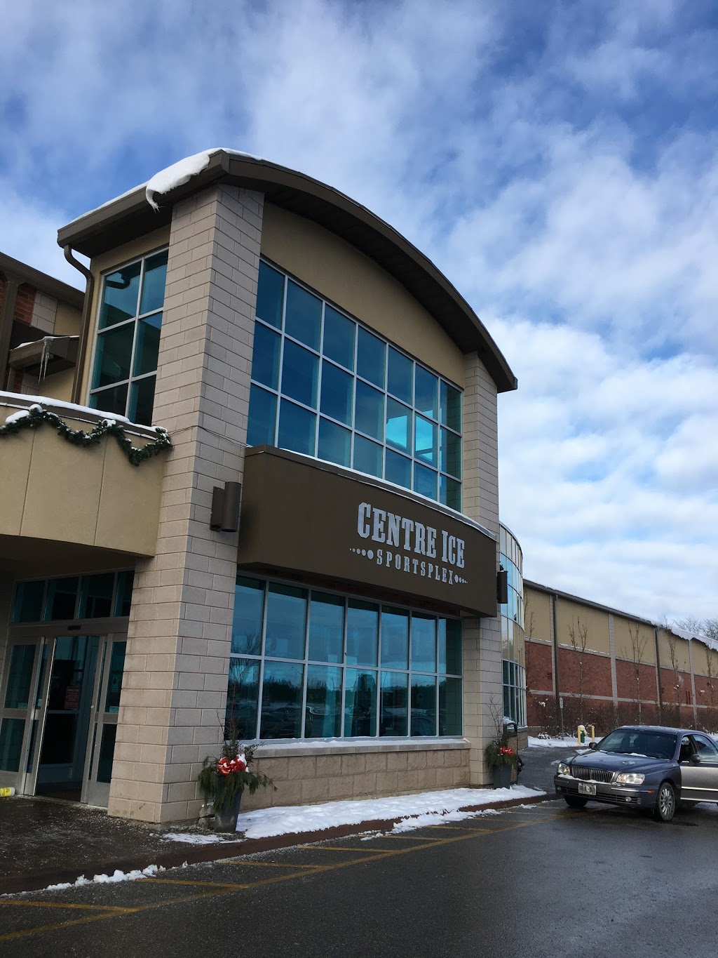 Centre Ice Sportsplex | 6015 ON-89, Alliston, ON L9R 1A4, Canada | Phone: (705) 435-5501