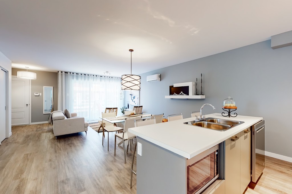 Quartier du Centre Candiac | Avenue Fouquet, Candiac, QC J5R 0T3, Canada | Phone: (438) 884-1590