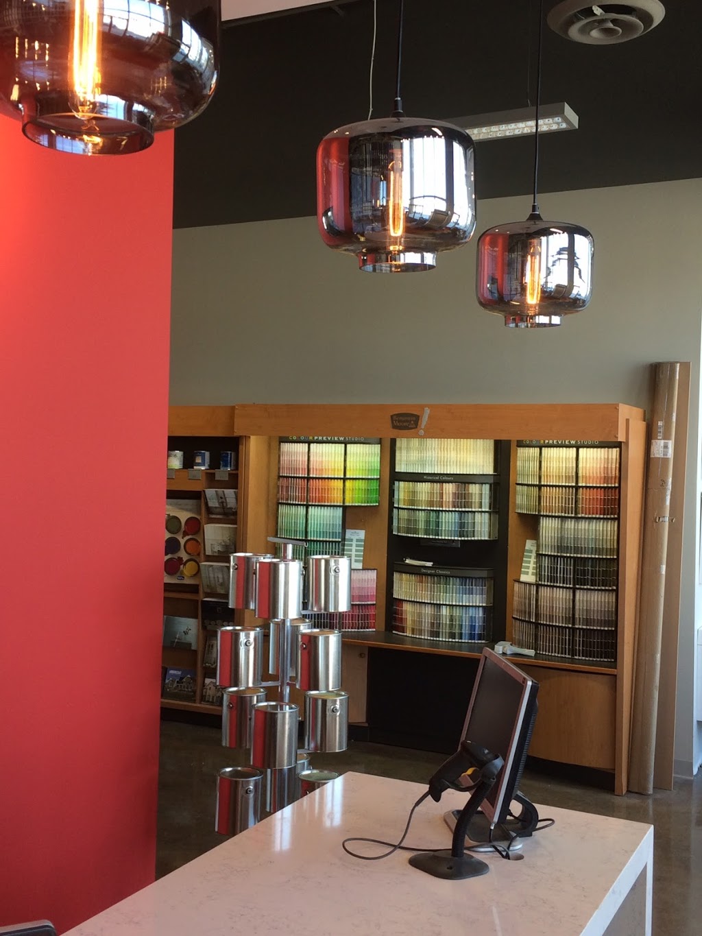 Design on King | 1700 King Rd, King City, ON L7B 0N1, Canada | Phone: (905) 833-1700