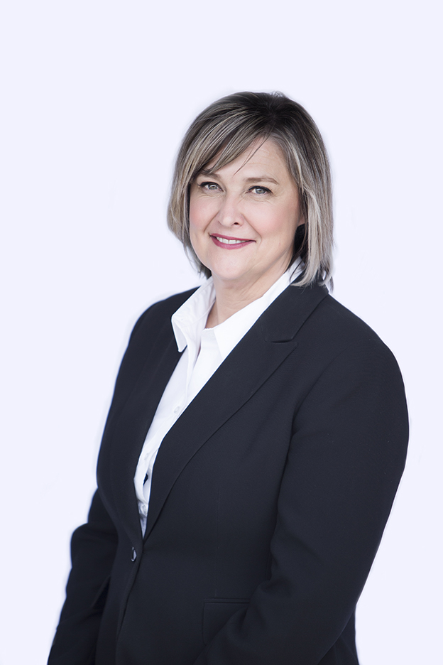 Michelle Eldjarnson Realtor Chestermere | 140 E Chestermere Dr, Chestermere, AB T1X 1A1, Canada | Phone: (403) 869-9636