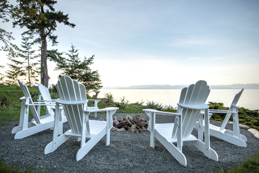 West Rock House | lodging | 3661 Dolphin Dr, Nanoose Bay, BC V9P 9H2, Canada | 4164195969 OR +1 416-419-5969