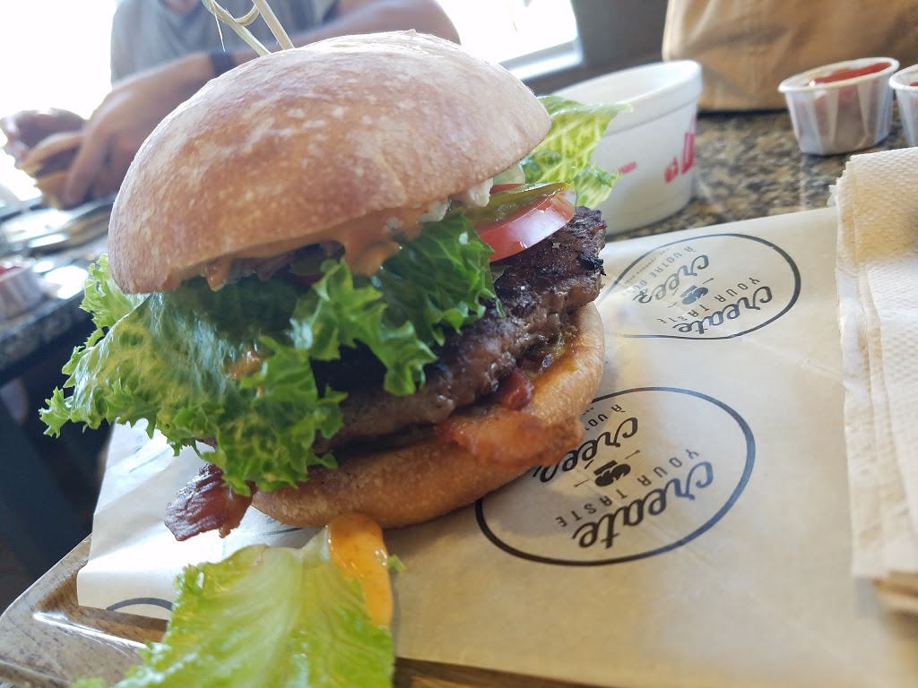 McDonalds | 535 Boulevard des Bois Francs S, Victoriaville, QC G6P 5X7, Canada | Phone: (873) 477-0214