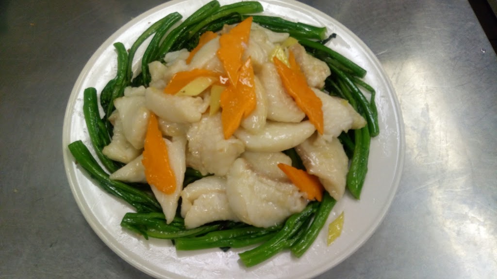 Signature Palace Restaurant | 1919 Sirocco Dr SW, Calgary, AB T3H 2Y3, Canada | Phone: (403) 246-8883