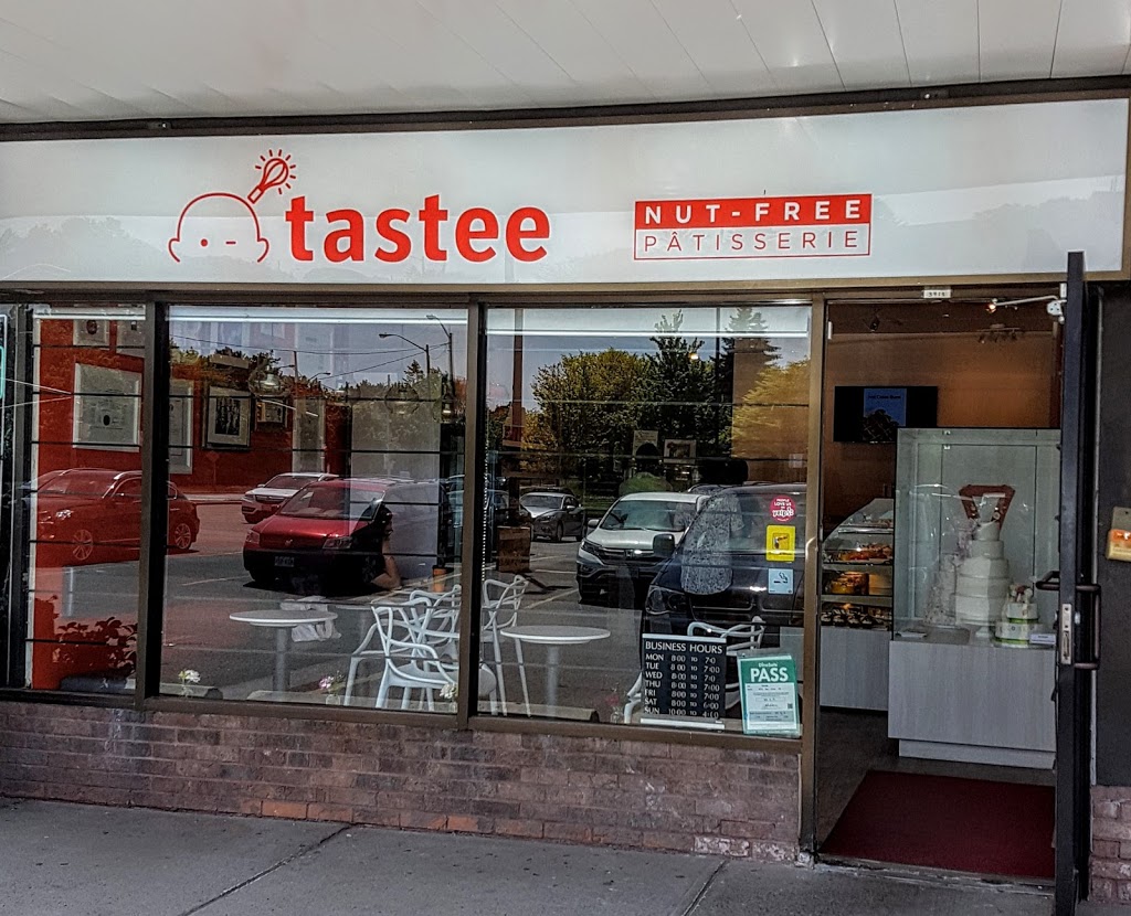 Tastee Patisserie | 3913 Don Mills Rd, North York, ON M2H 2S7, Canada | Phone: (416) 497-0347