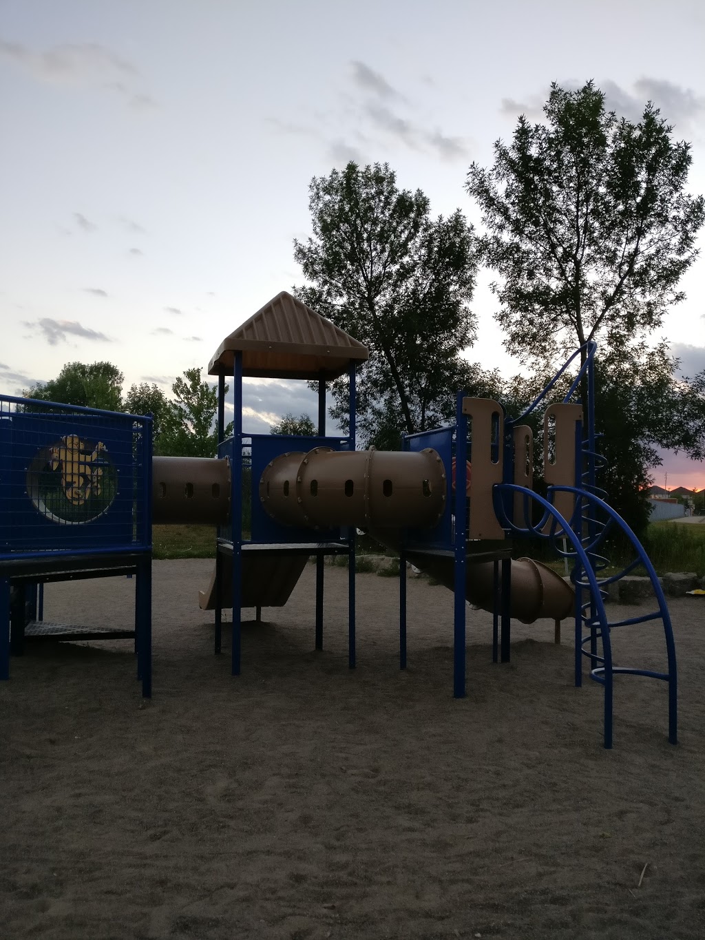 Old Oak Park | 507 Old Oak Pl, Waterloo, ON N2T 2V8, Canada