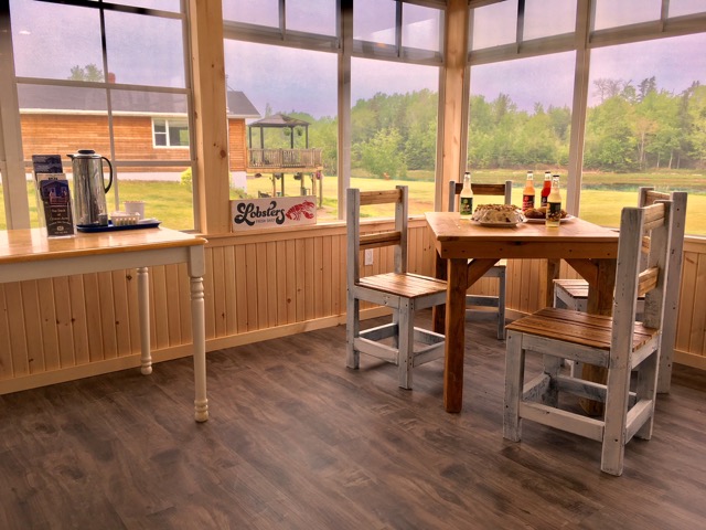 The Deck Restaurant | 247 Fox River Rd, Murray Harbour, PE C0A 1V0, Canada | Phone: (902) 962-3913