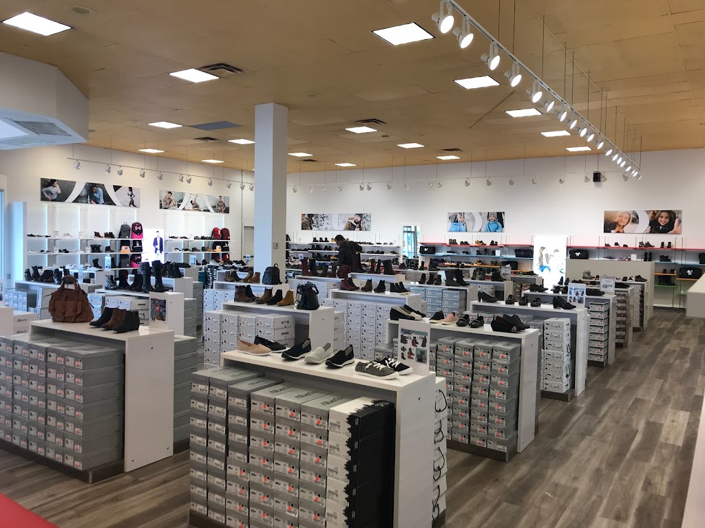 Chaussures POP Shawinigan | 4073 Bd Royal, Shawinigan, QC G9N 8N2, Canada | Phone: (819) 731-1515
